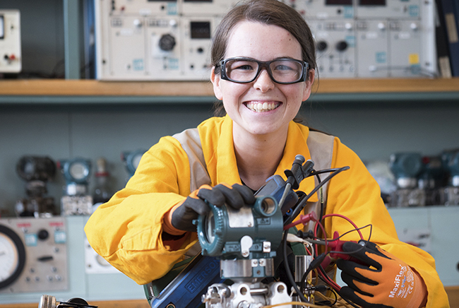 Podcast: Starting a successful career. Katrina Palmer discusses the value of an apprenticeship with Viva Energy
